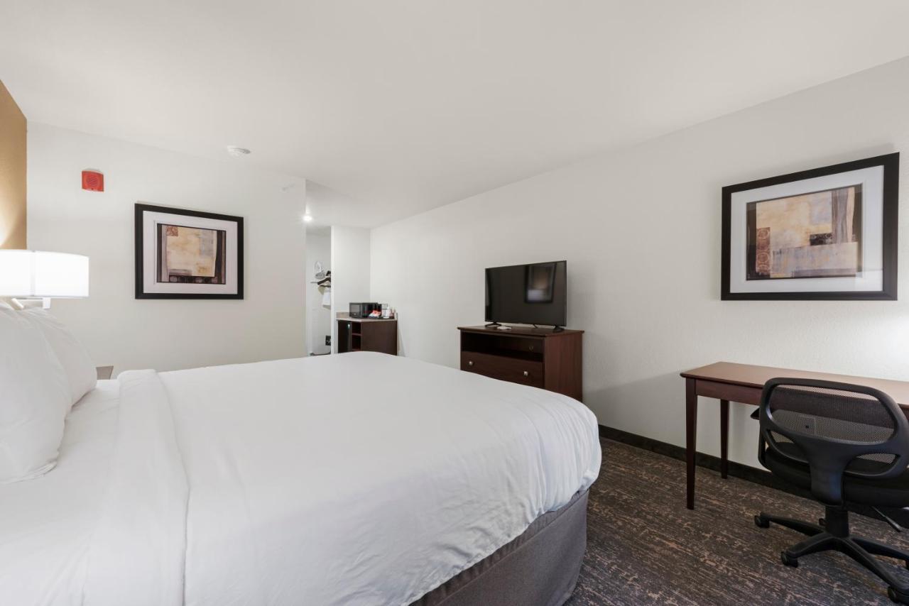 Cobblestone Hotel & Suites - Urbana Kültér fotó