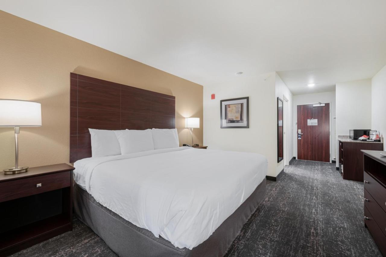 Cobblestone Hotel & Suites - Urbana Kültér fotó