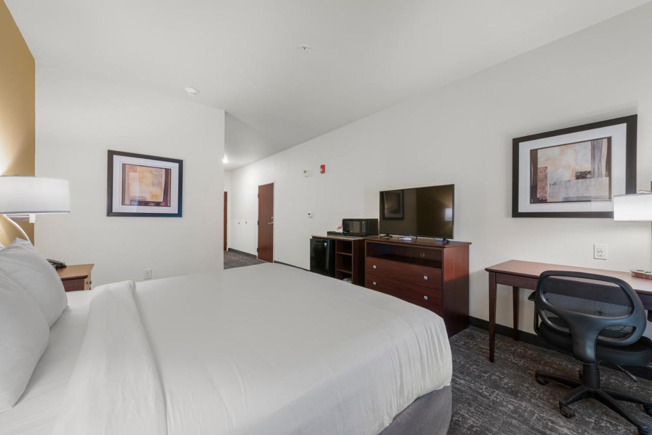 Cobblestone Hotel & Suites - Urbana Kültér fotó