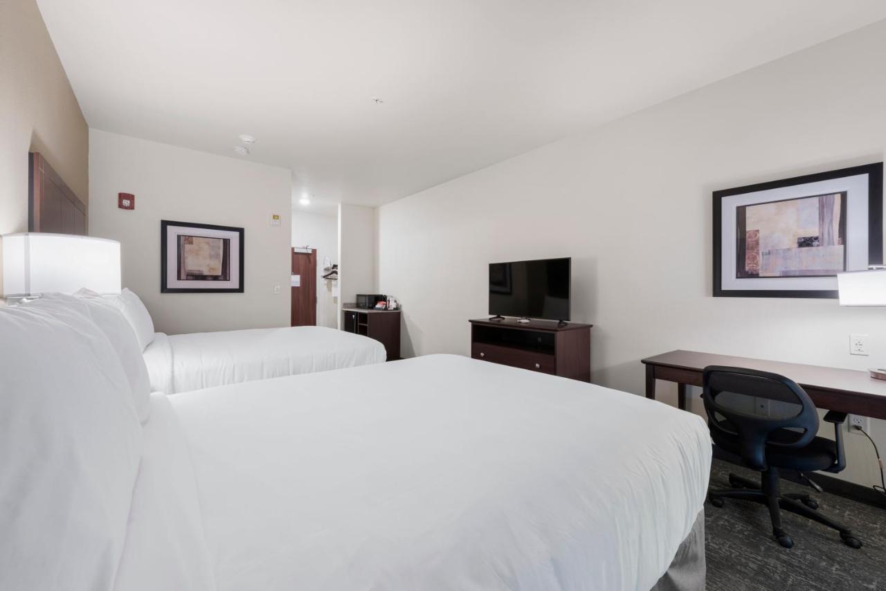 Cobblestone Hotel & Suites - Urbana Kültér fotó